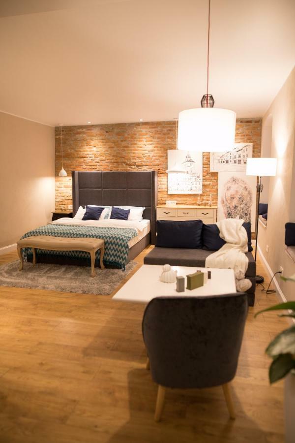 Appartement Quiboo à Braşov Extérieur photo