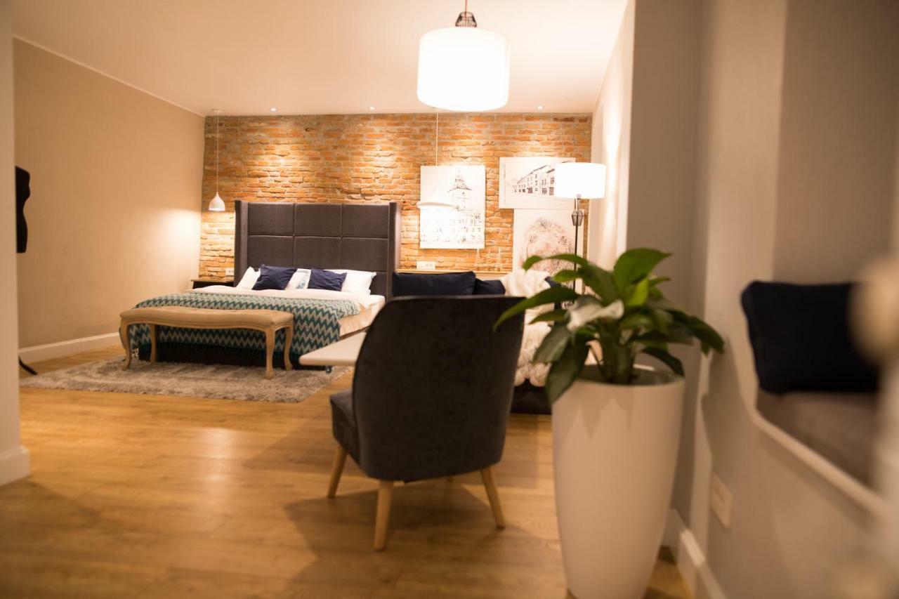 Appartement Quiboo à Braşov Extérieur photo