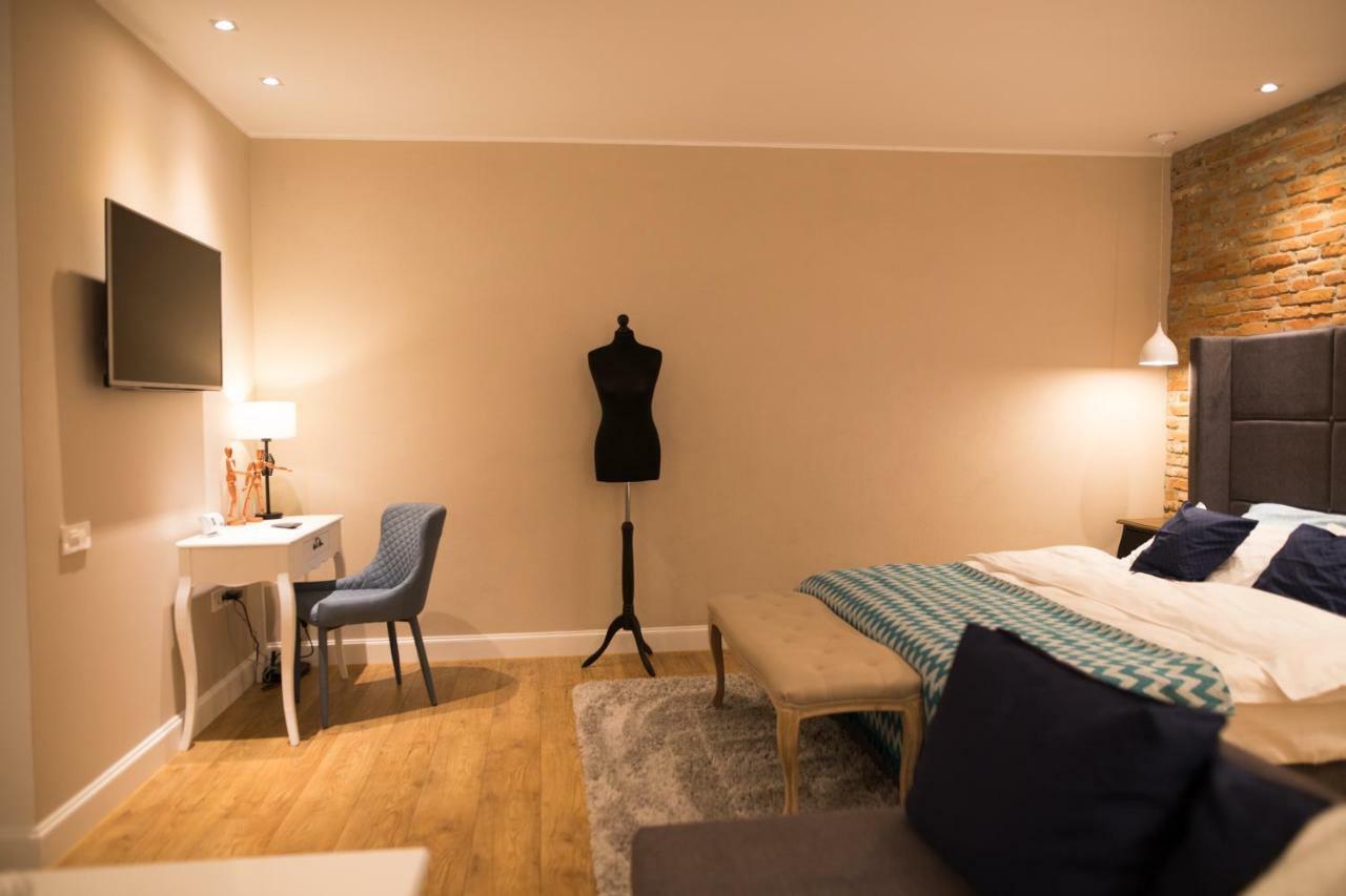 Appartement Quiboo à Braşov Extérieur photo